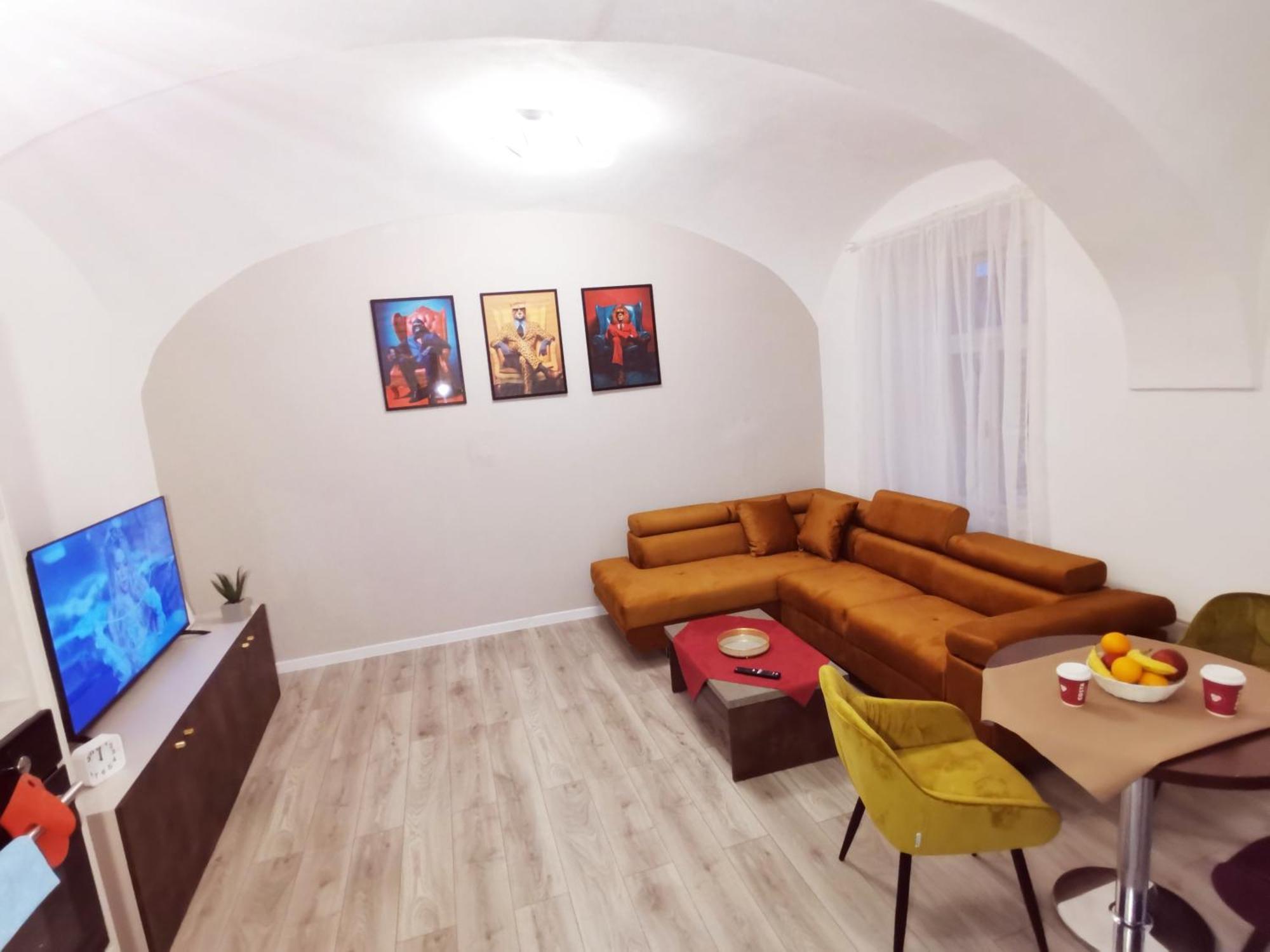 Alma Downtown Apartment *