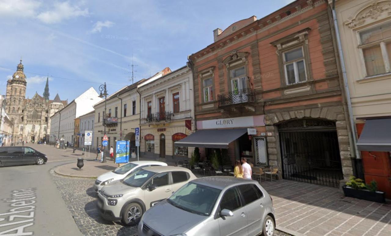 Apartmán Alma Downtown