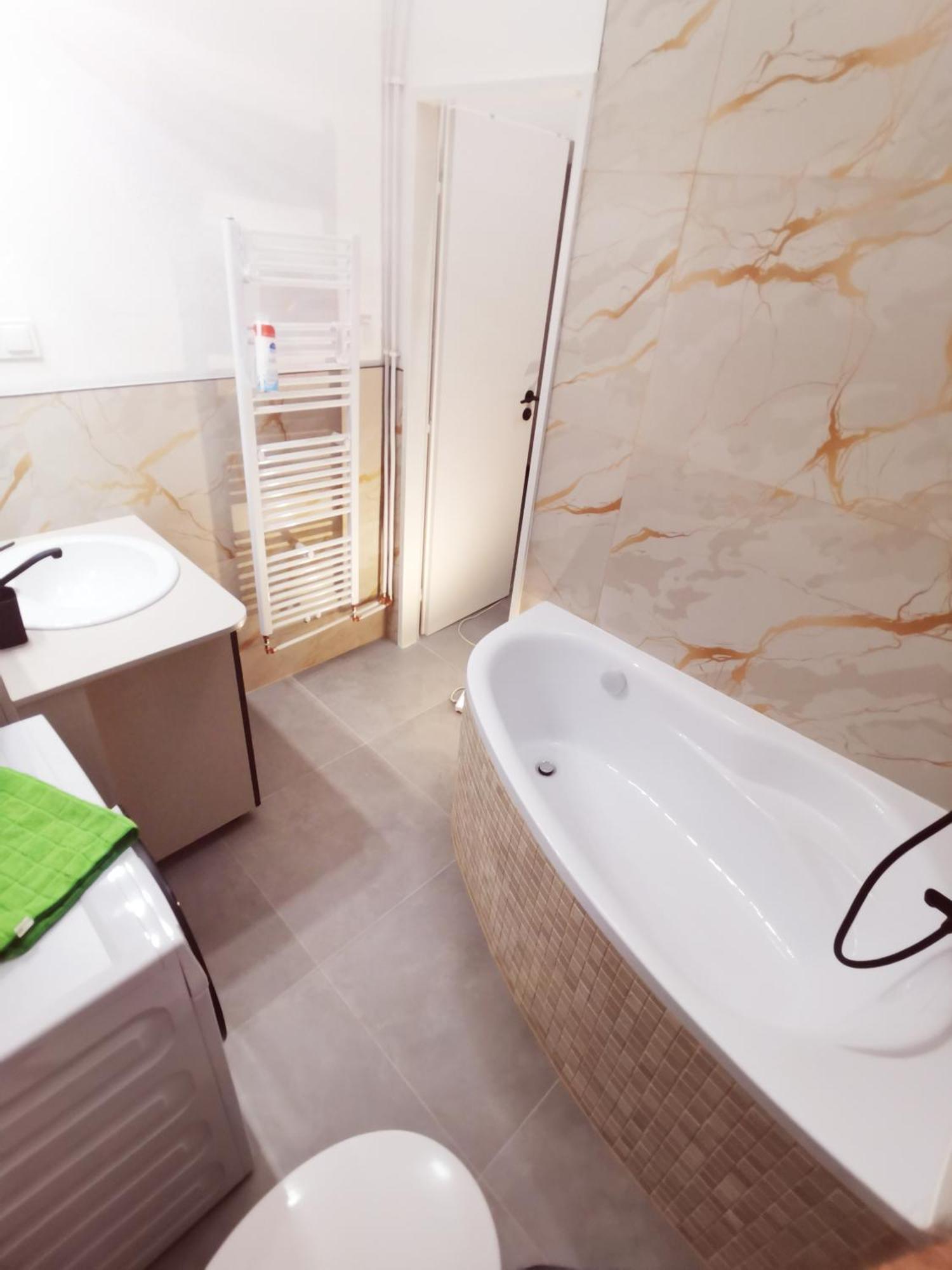 Alma Downtown Apartment *